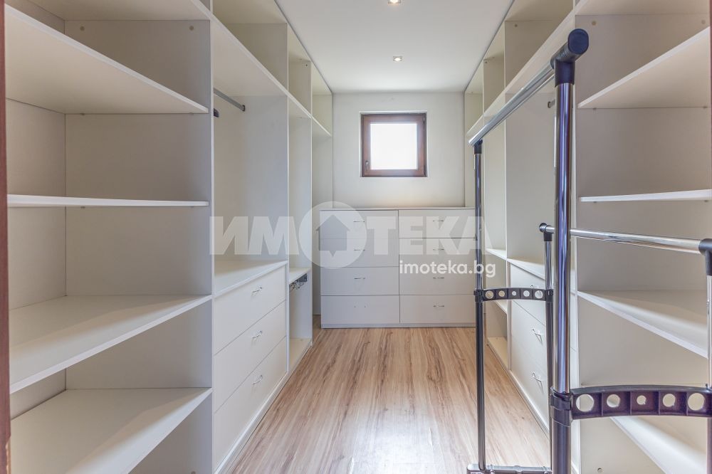 Продава КЪЩА, гр. Варна, м-т Боровец - юг, снимка 17 - Къщи - 56202020