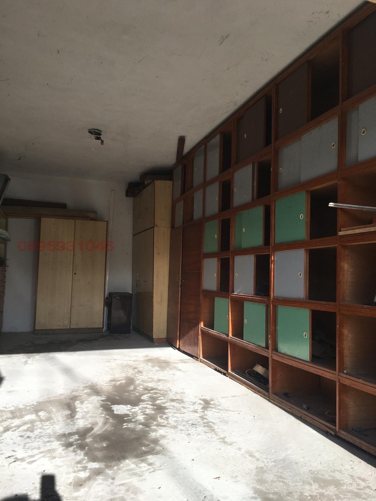 Продава ГАРАЖ, ПАРКОМЯСТО, гр. Кубрат, област Разград
