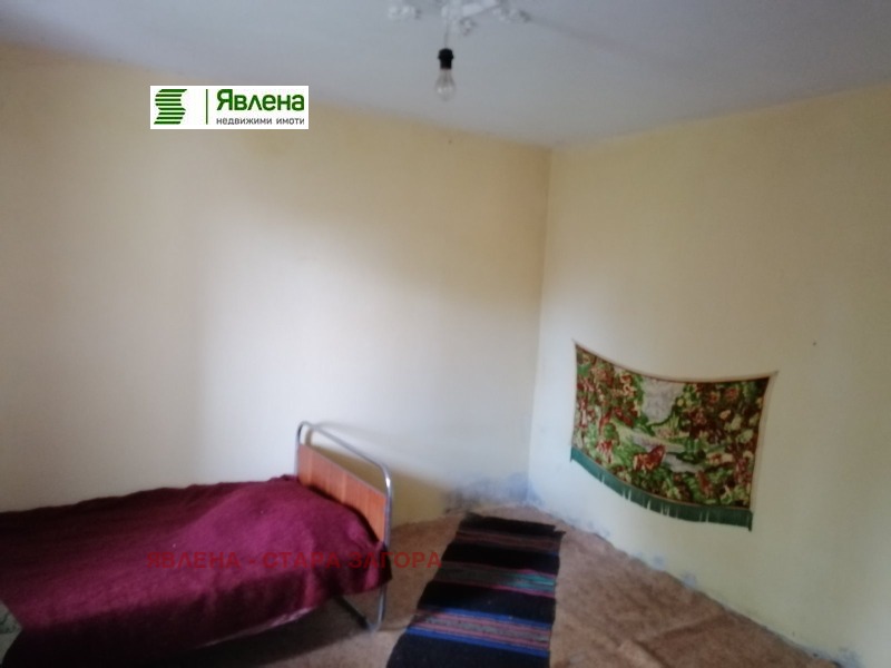 Продава КЪЩА, с. Венец, област Стара Загора, снимка 2 - Къщи - 36420855