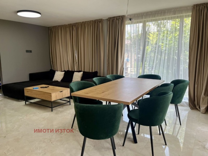Till salu  Hus Pernik , Iztok , 200 kvm | 55099041 - bild [6]