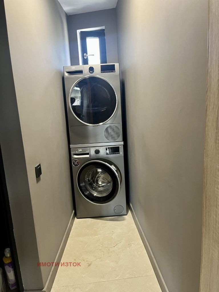 Till salu  Hus Pernik , Iztok , 200 kvm | 55099041 - bild [15]