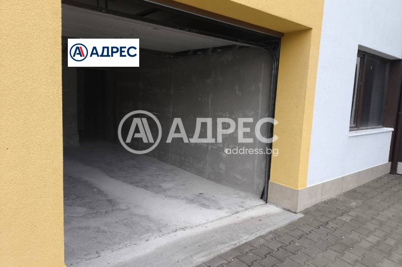 Продава ГАРАЖ, ПАРКОМЯСТО, гр. Разград, Орел, снимка 3 - Гаражи и паркоместа - 53227694