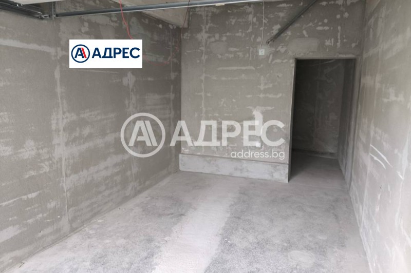 Продава ГАРАЖ, ПАРКОМЯСТО, гр. Разград, Орел, снимка 5 - Гаражи и паркоместа - 53227694