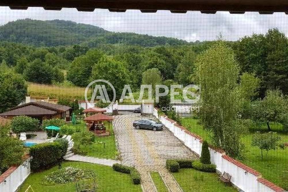 Продава ХОТЕЛ, с. Рибарица, област Ловеч, снимка 6 - Хотели - 55922291