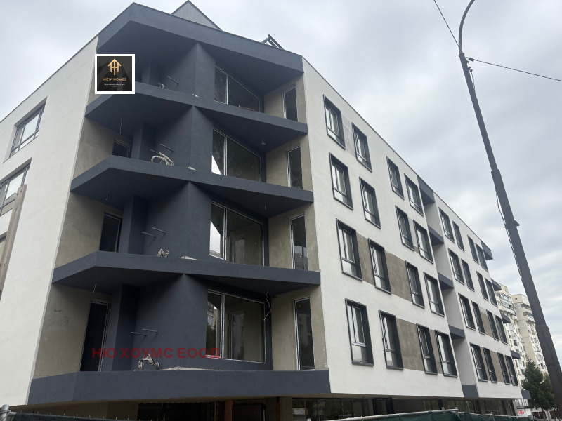 À venda  2 quartos Sofia , Liulin 4 , 176 m² | 72887812
