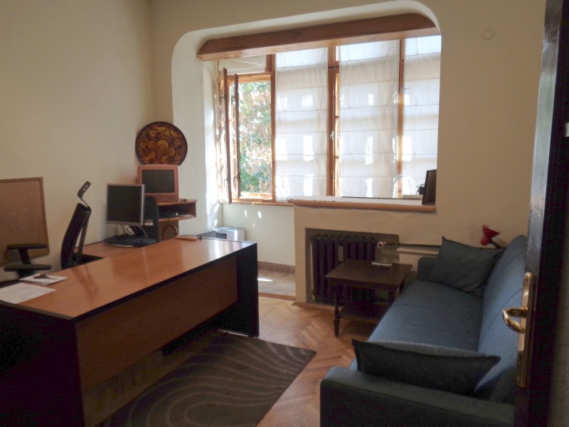 Продава ОФИС, гр. София, Център, снимка 2 - Офиси - 53267560