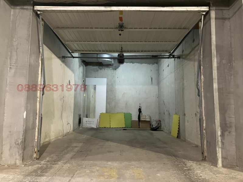 Продава ГАРАЖ, ПАРКОМЯСТО, гр. София, Манастирски ливади