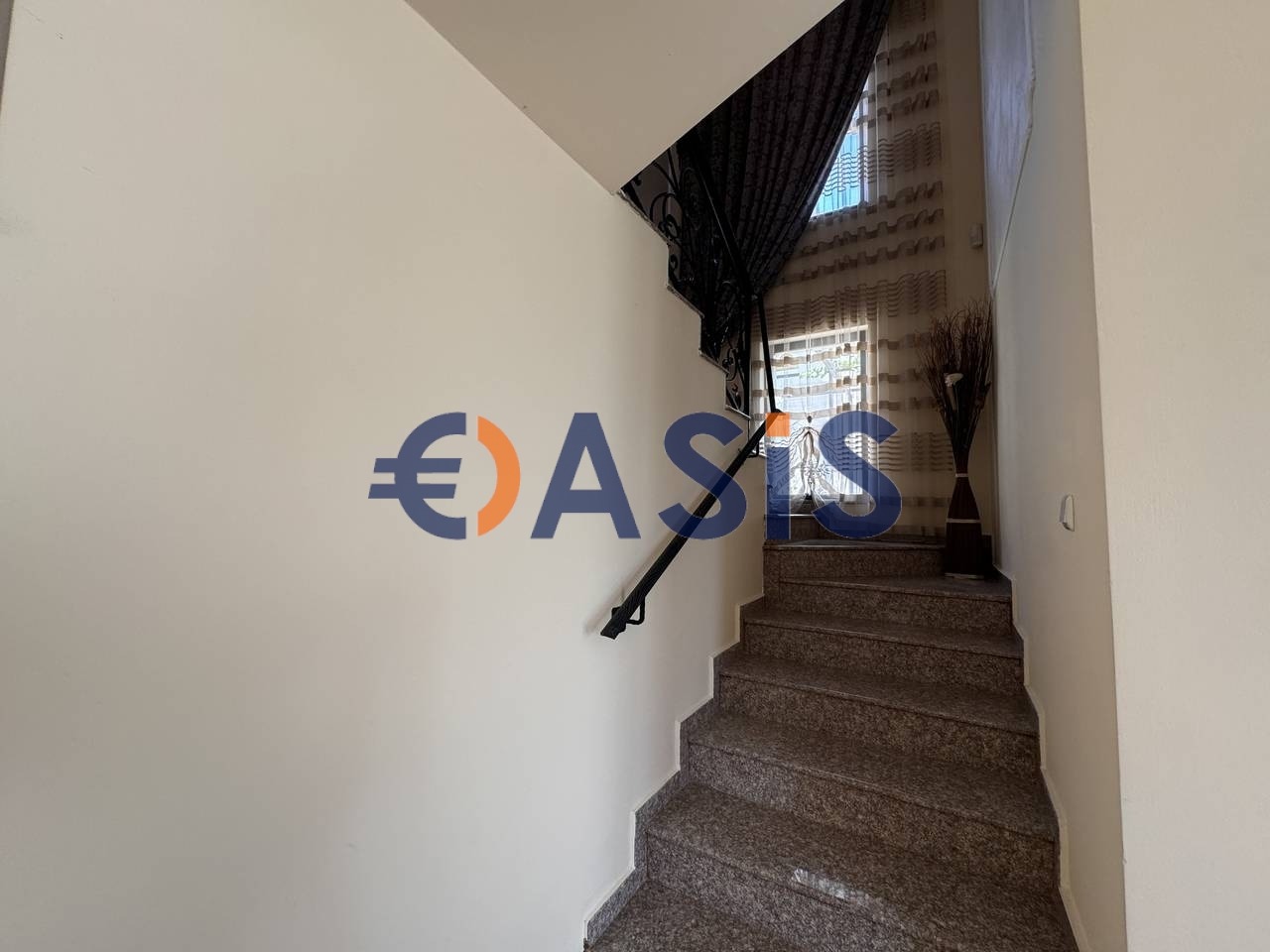 Продава КЪЩА, гр. Свети Влас, област Бургас, снимка 2 - Къщи - 46381696