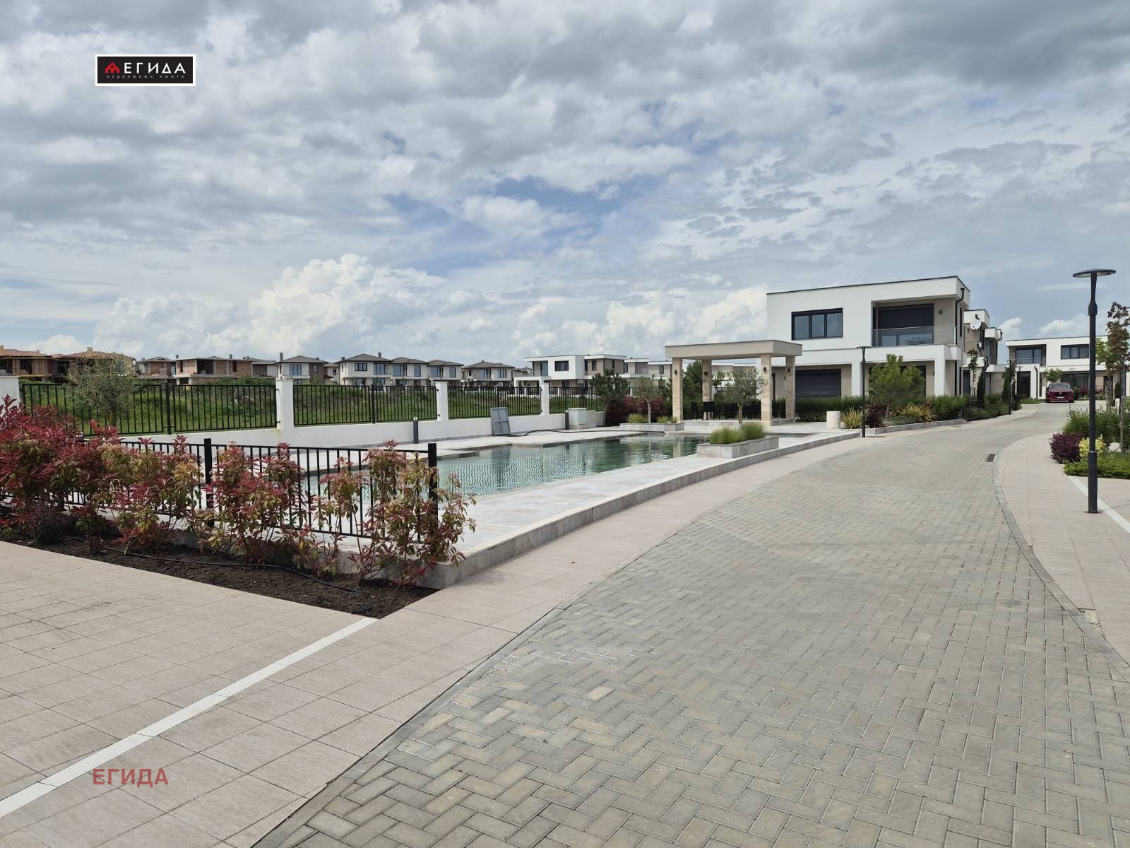 Продава КЪЩА, гр. Бургас, Сарафово, снимка 4 - Къщи - 54533706