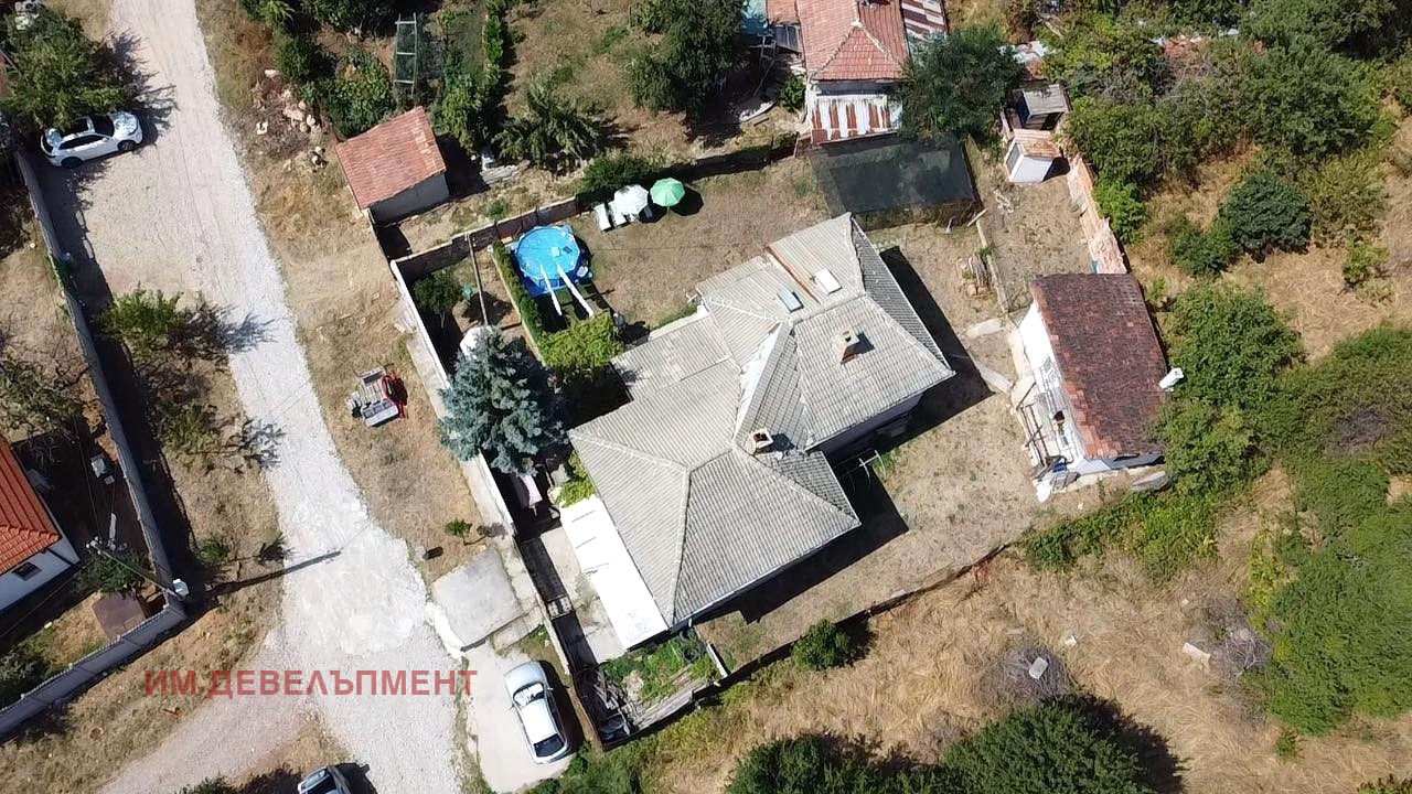 Продава КЪЩА, с. Храбърско, област София област