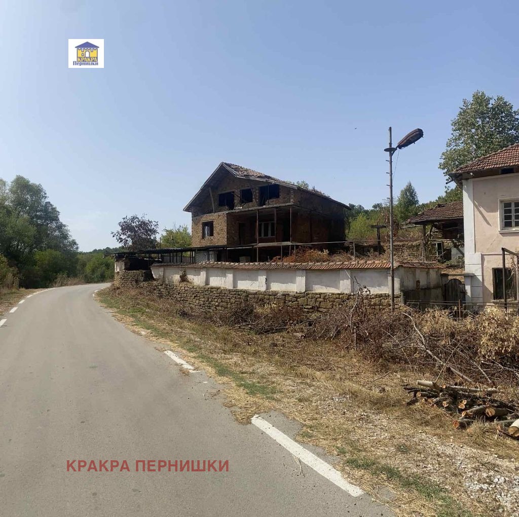 Продава КЪЩА, с. Елов дол, област София област, снимка 4 - Къщи - 56316981