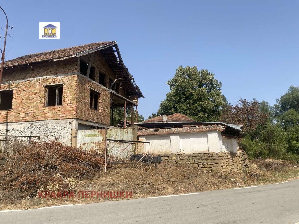 Продава КЪЩА, с. Елов дол, област София област, снимка 3 - Къщи - 56316981
