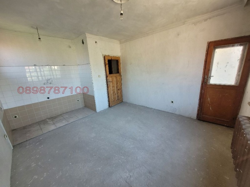 Продава  Къща град Перник , Клепало , 328 кв.м | 12736194 - изображение [4]