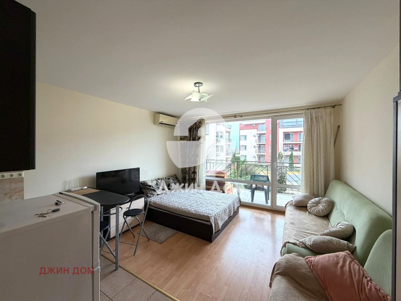 Продава 1-СТАЕН, к.к. Слънчев бряг, област Бургас