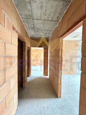 1 Schlafzimmer Zentar, Warna