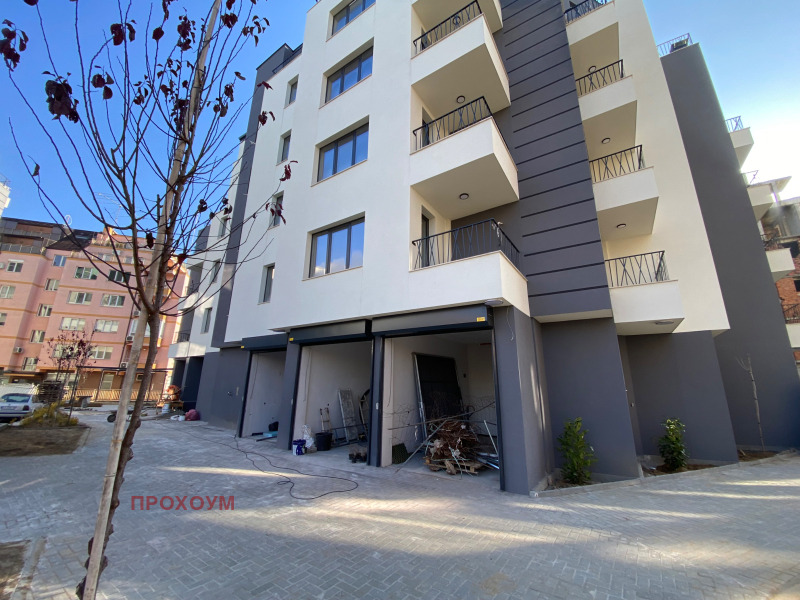 Продава 3-СТАЕН, гр. София, Левски В