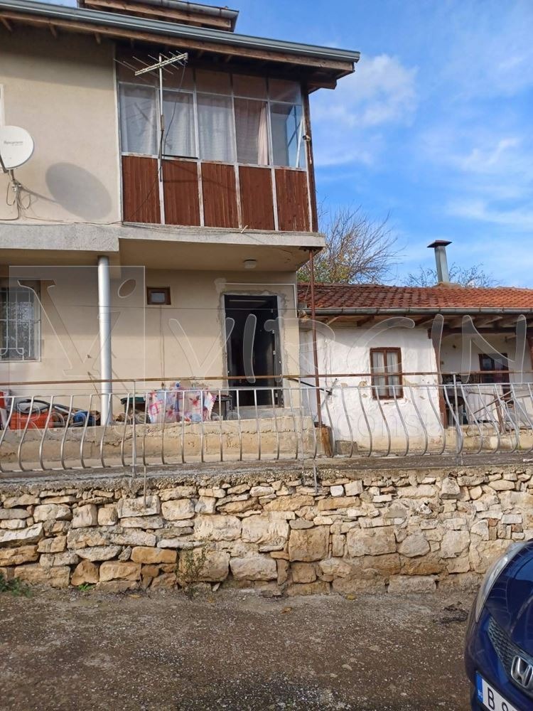 Продава КЪЩА, с. Генерал Кантарджиево, област Варна, снимка 2 - Къщи - 52535073
