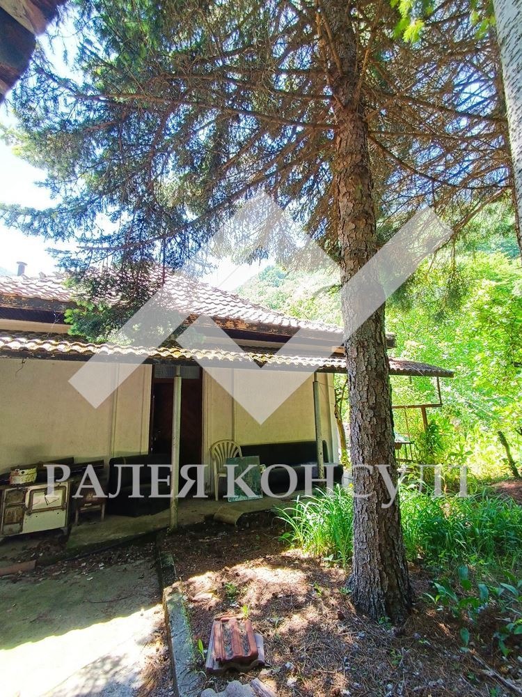Продава ВИЛА, гр. Кричим, област Пловдив, снимка 2 - Вили - 56734396