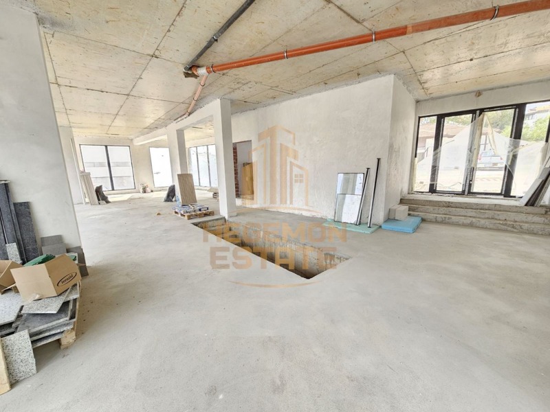 Продава  Магазин град Варна , м-т Ален мак , 250 кв.м | 23778610 - изображение [2]