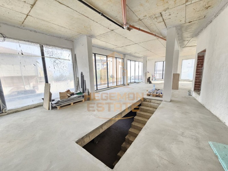 Продава  Магазин град Варна , м-т Ален мак , 250 кв.м | 23778610 - изображение [4]