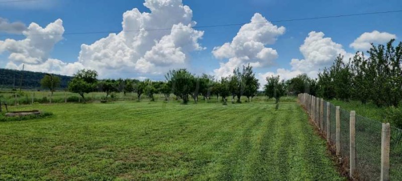 Продава  Парцел област Велико Търново , гр. Лясковец , 1360 кв.м | 12403708 - изображение [6]