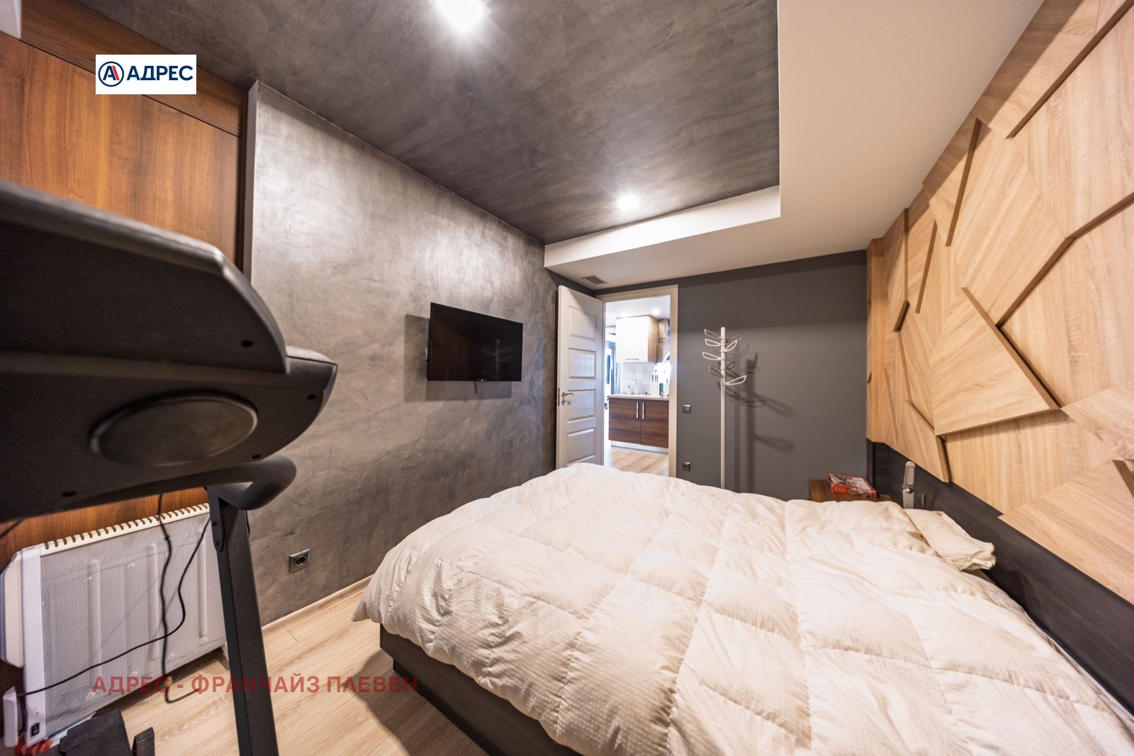 Продава МНОГОСТАЕН, гр. Плевен, Идеален център, снимка 8 - Апартаменти - 53799265