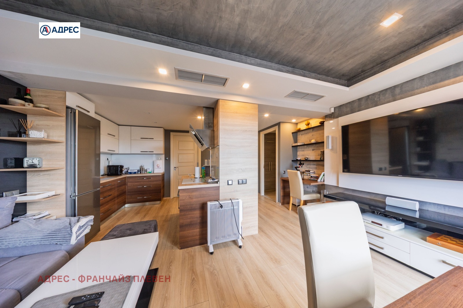 Продава МНОГОСТАЕН, гр. Плевен, Идеален център, снимка 5 - Апартаменти - 53799265