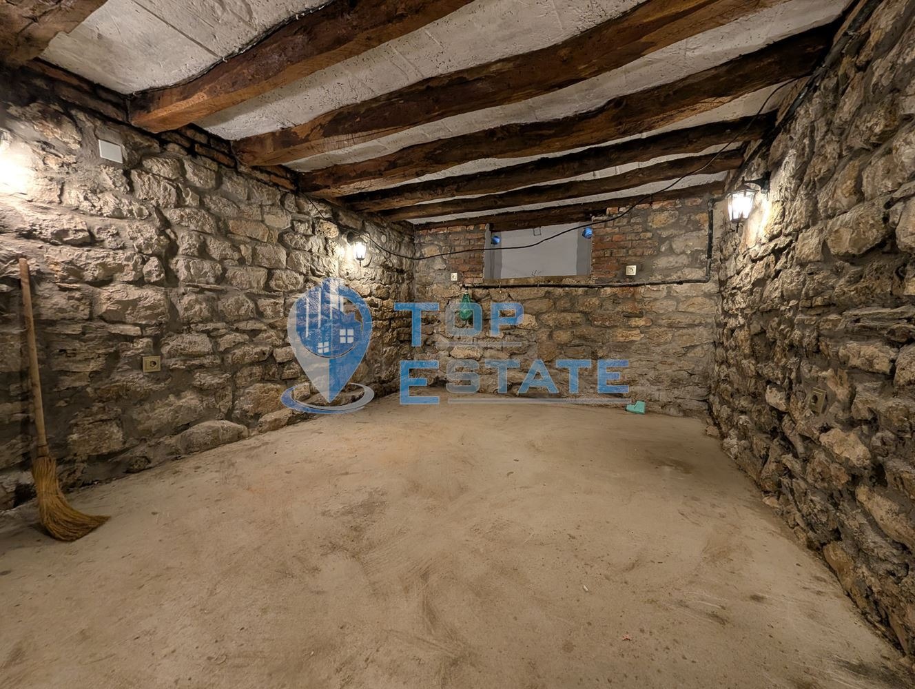 Продава КЪЩА, с. Русаля, област Велико Търново, снимка 16 - Къщи - 54024272