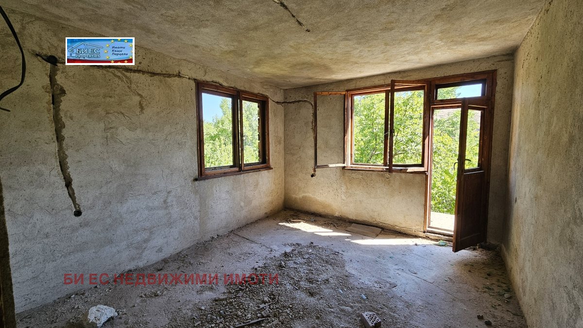 Продава КЪЩА, с. Стефаново, област Перник, снимка 10 - Къщи - 55265529