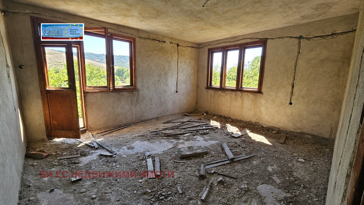 Продава КЪЩА, с. Стефаново, област Перник, снимка 11 - Къщи - 55265529