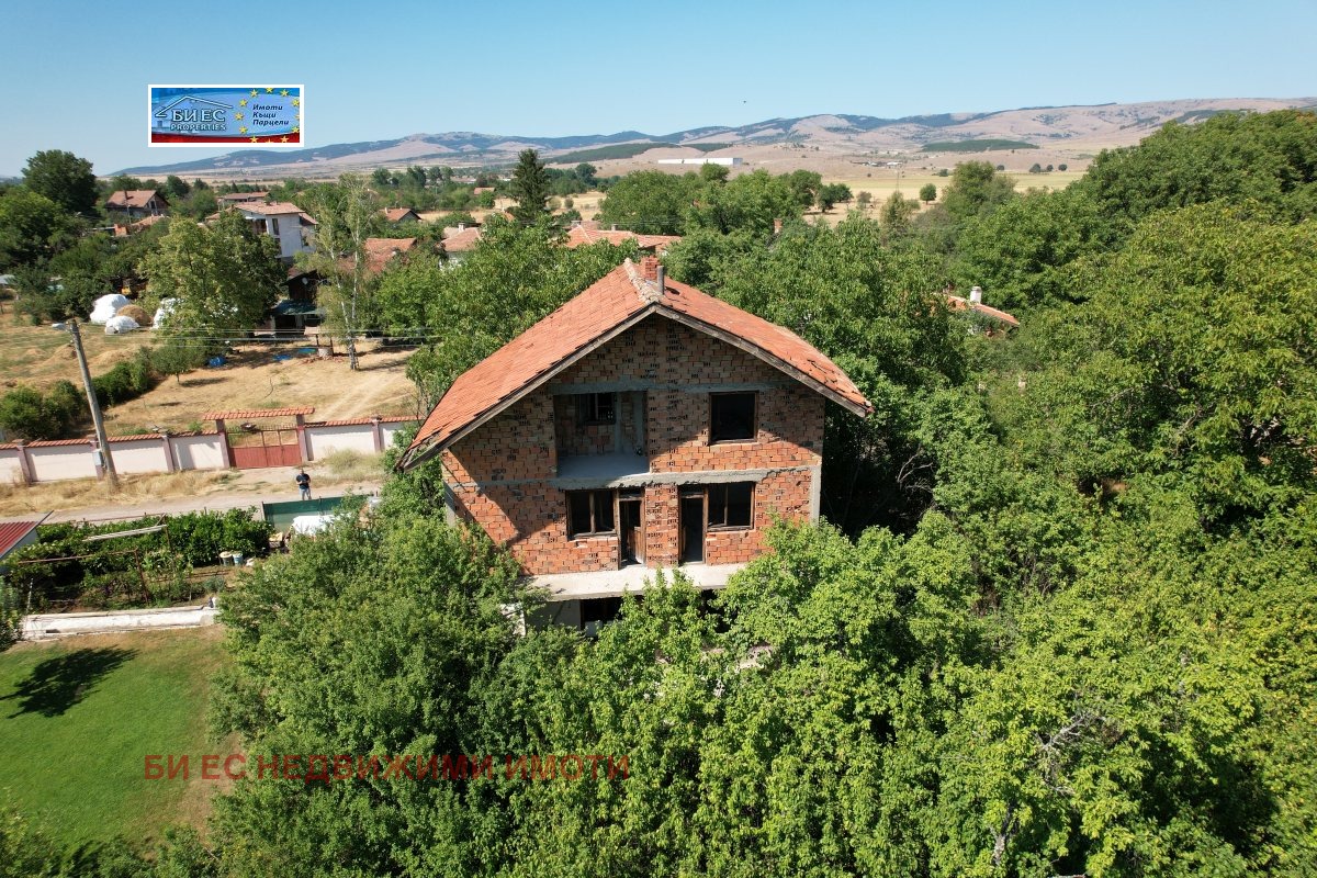 Продава КЪЩА, с. Стефаново, област Перник, снимка 3 - Къщи - 55265529