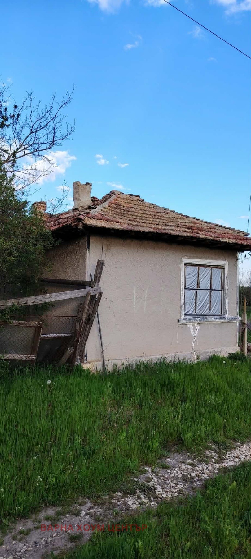 Продава ПАРЦЕЛ, с. Караманите, област Варна