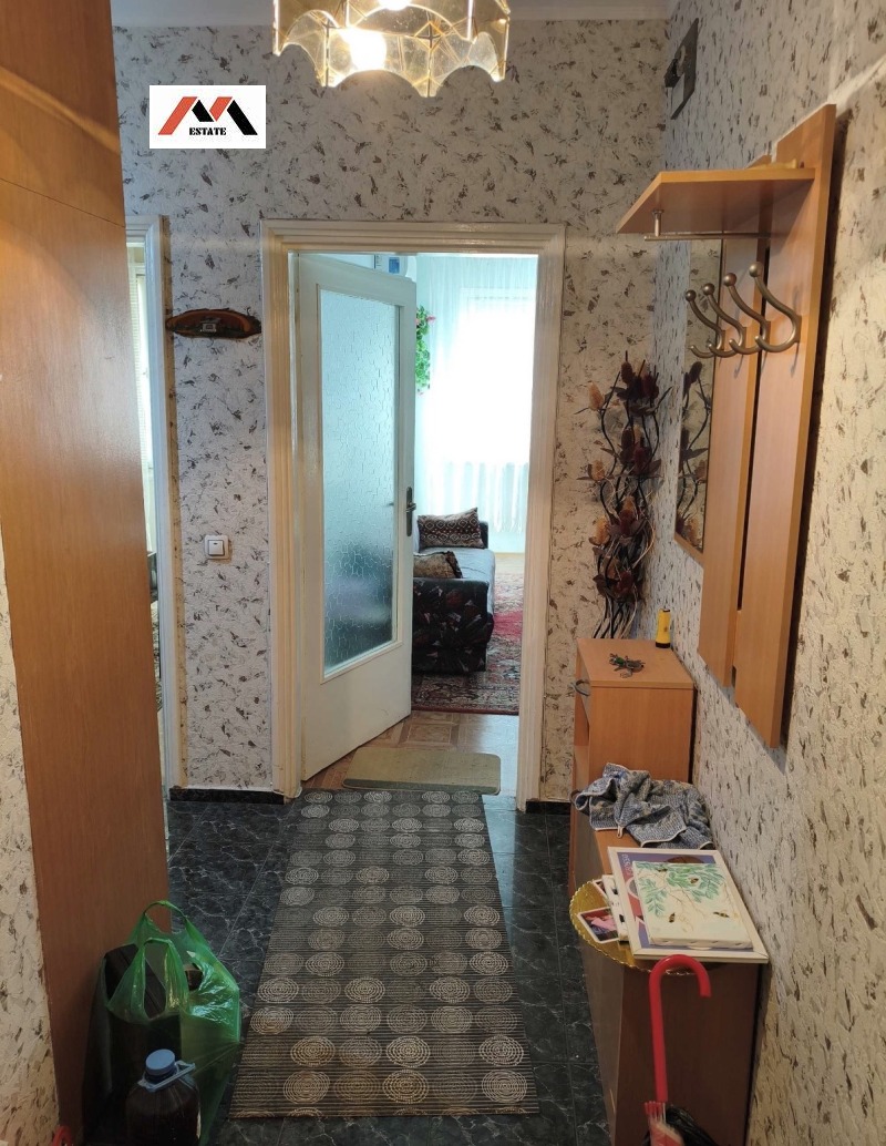 Продава 2-СТАЕН, гр. Стара Загора, Железник - изток, снимка 3 - Апартаменти - 53450471