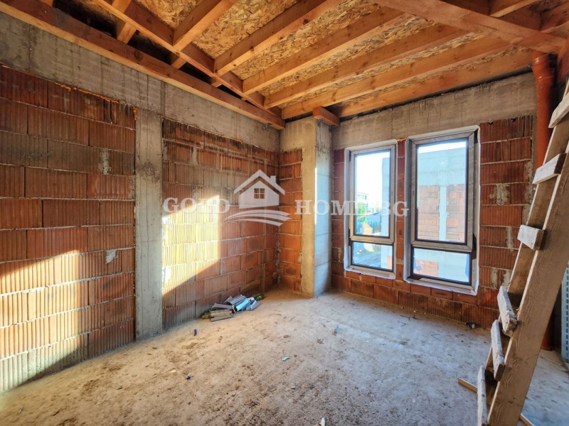 Продава КЪЩА, гр. Пловдив, Остромила, снимка 9 - Къщи - 52388888