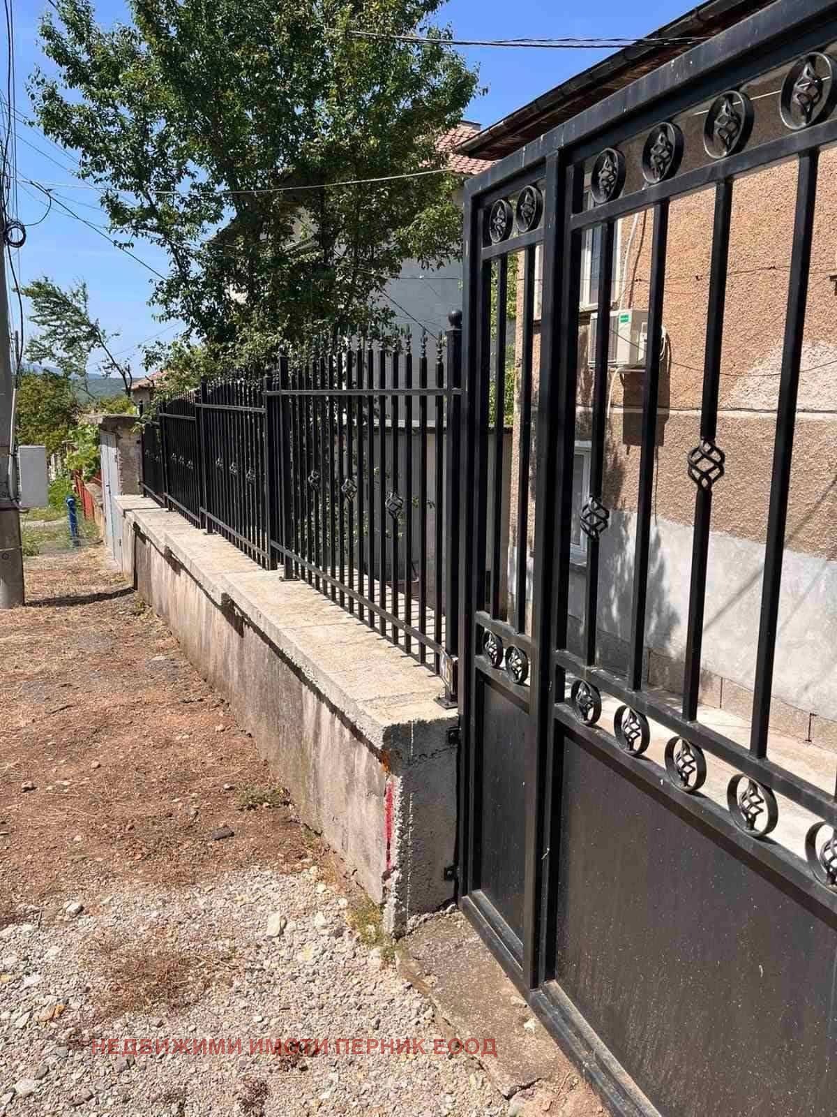 Продава КЪЩА, гр. Радомир, област Перник, снимка 9 - Къщи - 53882918