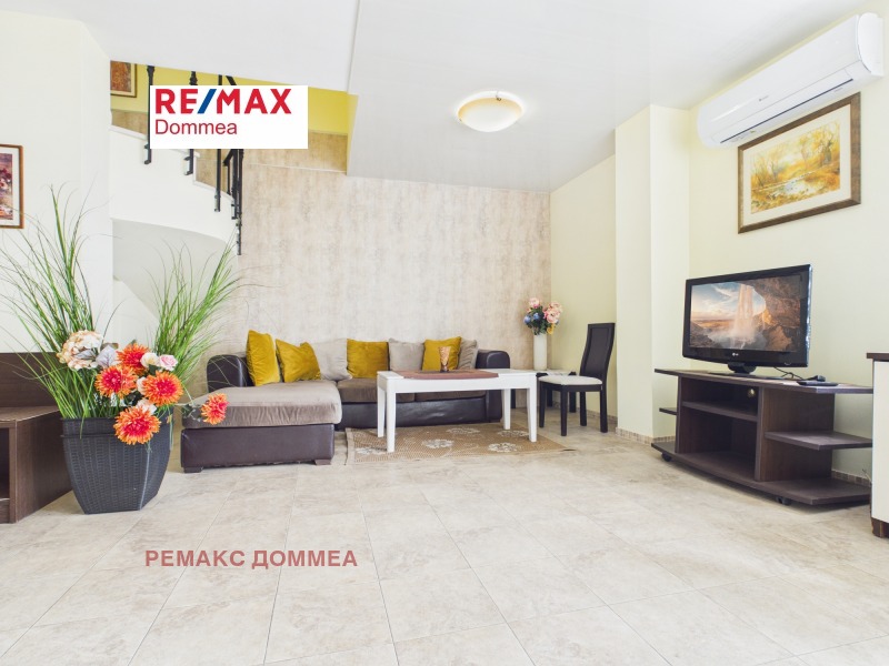 Продава МЕЗОНЕТ в град Варна, к.к. Златни пясъци - 350 кв.м / 380 000 € » 743 215.40 лв., РЕМАКС ДОММЕА