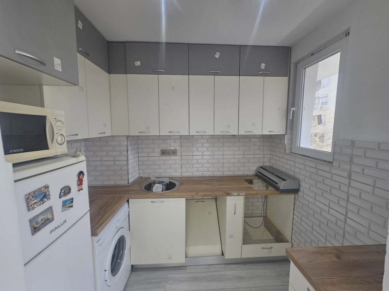 Продава 2-СТАЕН, гр. Кърджали, Център, снимка 4 - Апартаменти - 53029511