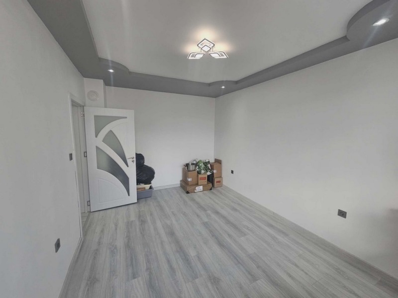 Продава 2-СТАЕН, гр. Кърджали, Център, снимка 6 - Апартаменти - 53029511