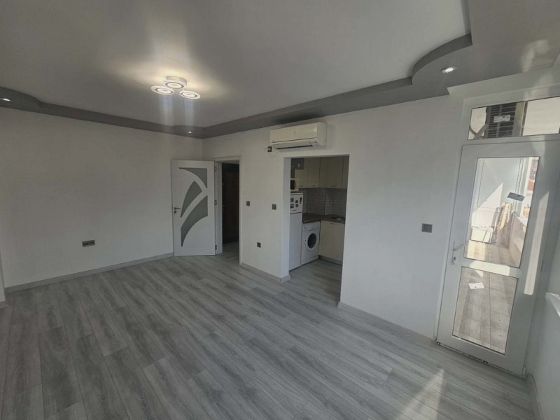 Продава 2-СТАЕН, гр. Кърджали, Център, снимка 3 - Апартаменти - 53029511