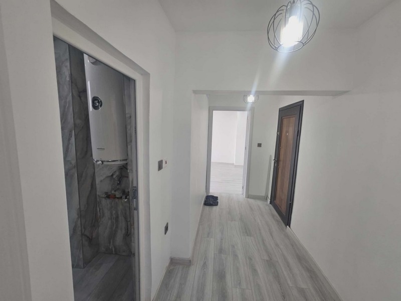 Продава 2-СТАЕН, гр. Кърджали, Център, снимка 11 - Апартаменти - 53029511