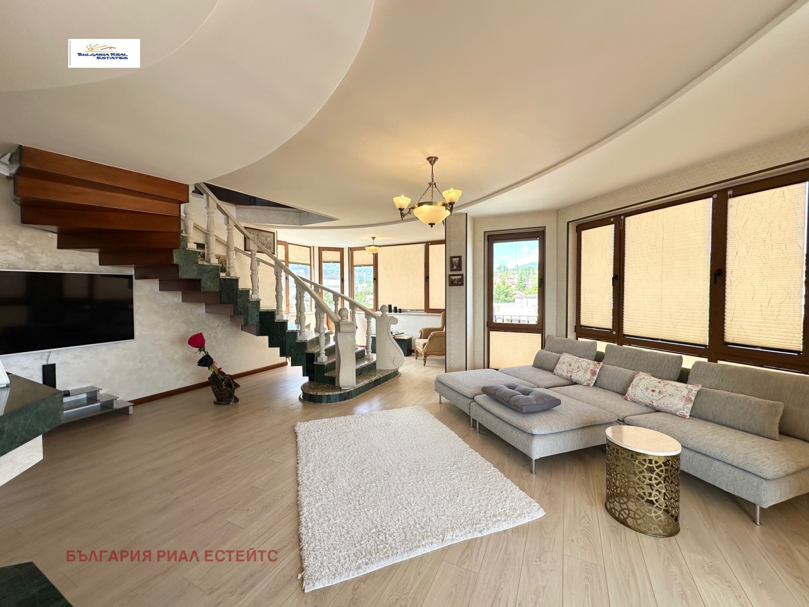 Продава МНОГОСТАЕН, гр. София, Карпузица, снимка 2 - Апартаменти - 50408630