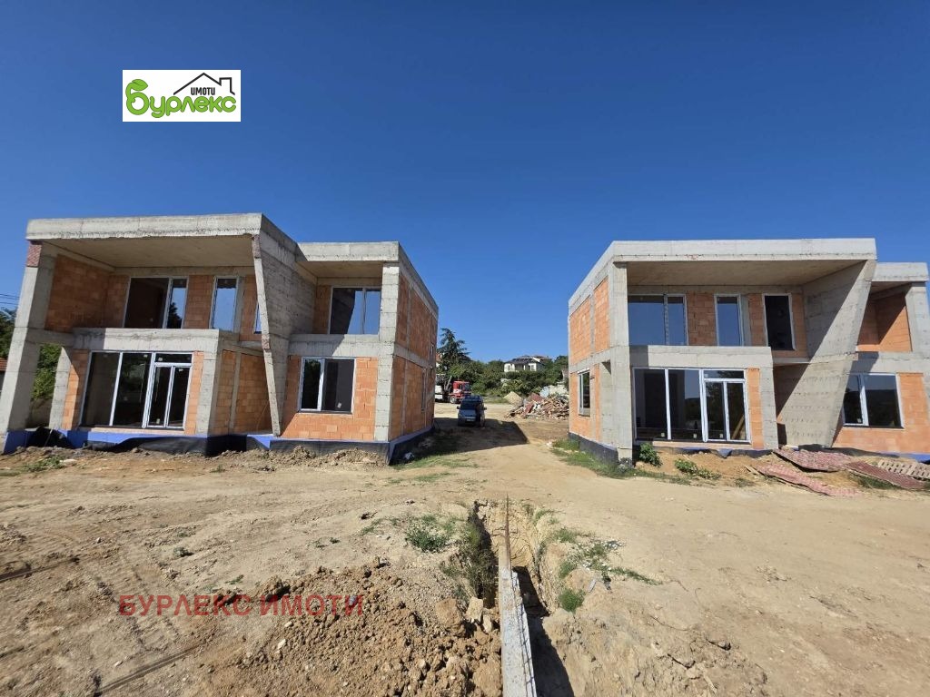 Продава КЪЩА, гр. Варна, м-т Горна Трака, снимка 5 - Къщи - 50649644