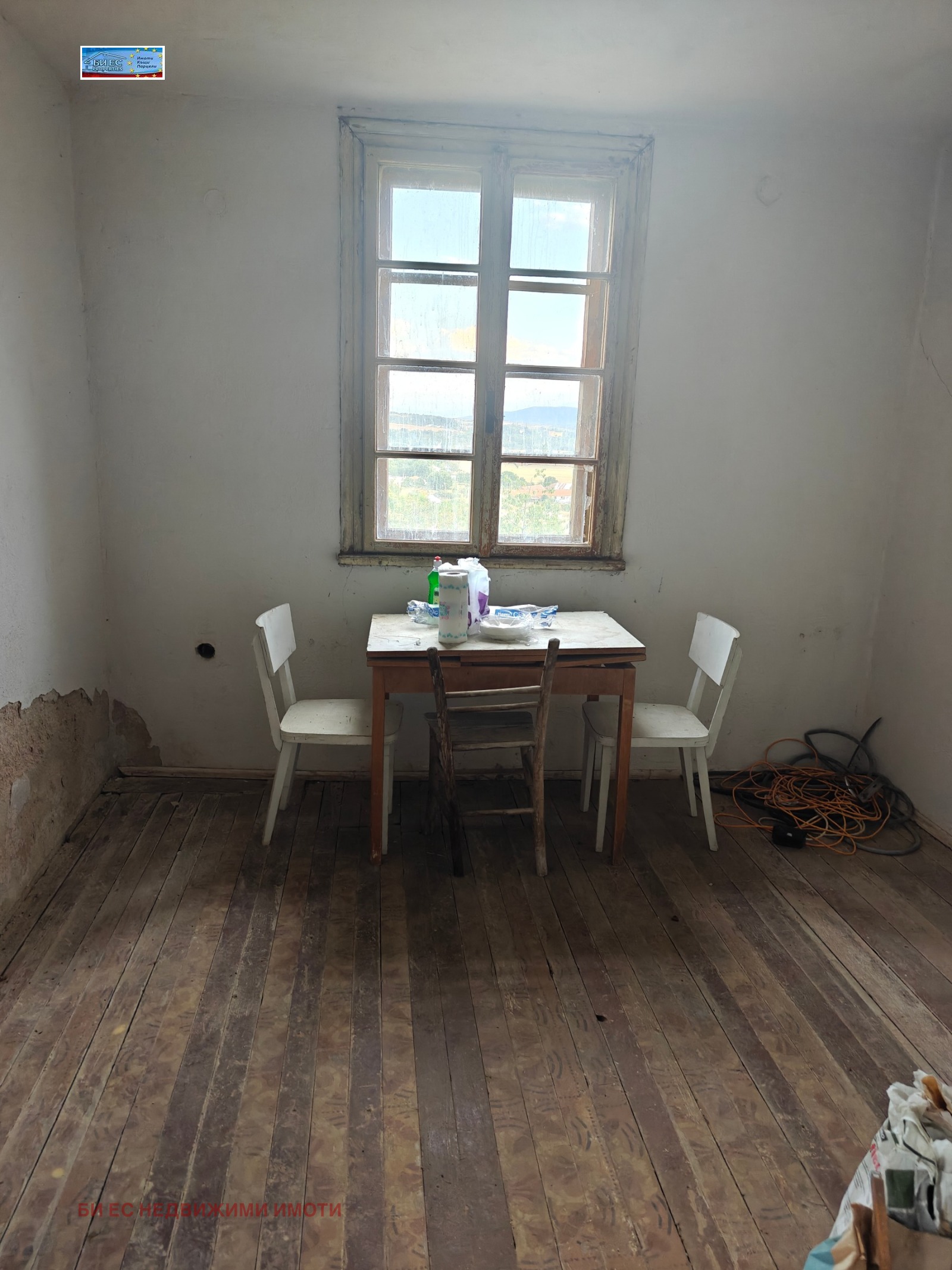 Продава КЪЩА, с. Лобош, област Перник, снимка 12 - Къщи - 56144538