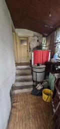 Продава КЪЩА, гр. Луковит, област Ловеч, снимка 3