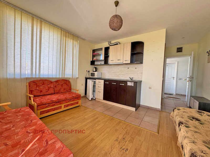 Продава  1-стаен област Бургас , к.к. Слънчев бряг , 42 кв.м | 34182158 - изображение [3]