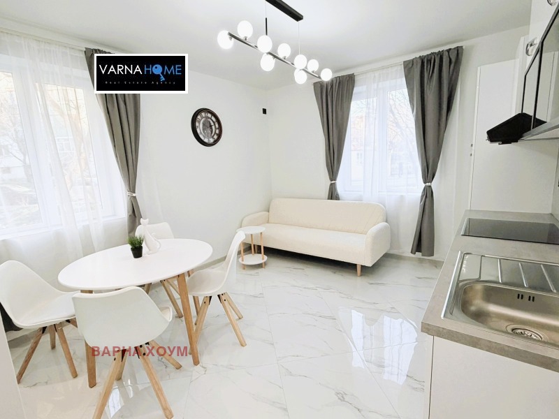 Продава 2-СТАЕН, гр. Варна, Колхозен пазар, снимка 2 - Апартаменти - 53244873