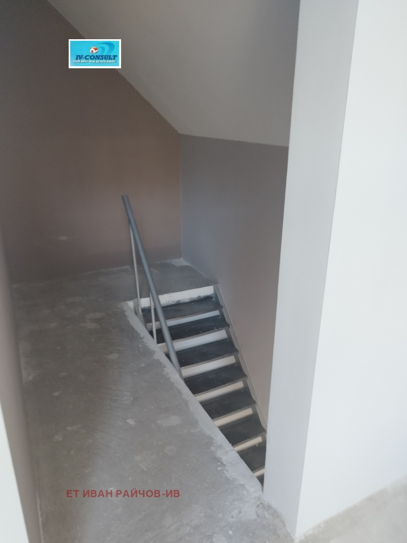 Продава МЕЗОНЕТ, гр. Дупница, област Кюстендил, снимка 9 - Апартаменти - 53428632