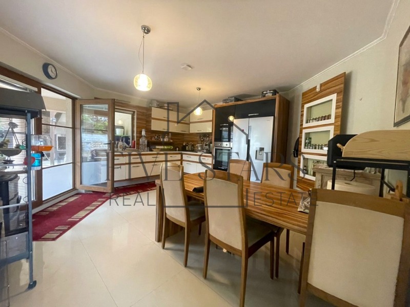 Продава  Къща град Варна , м-т Планова , 320 кв.м | 71052293 - изображение [4]