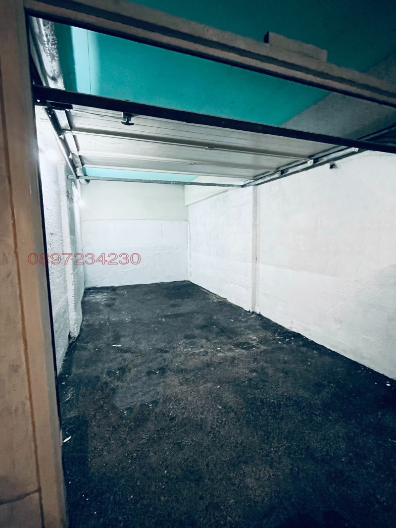 Продава ГАРАЖ, ПАРКОМЯСТО, гр. София, Павлово, снимка 3 - Гаражи и паркоместа - 53139238