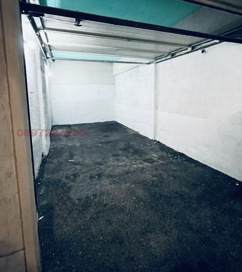 Продава ГАРАЖ, ПАРКОМЯСТО, гр. София, Павлово, снимка 5 - Гаражи и паркоместа - 53410282